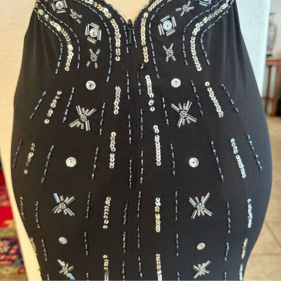 Hailey Logan by Adrianna Papell Black Embellished Gown Criss Cross Back Size 3/4 - Picture 9 of 16
